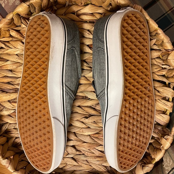 Men’s Vans - Picture 7 of 7